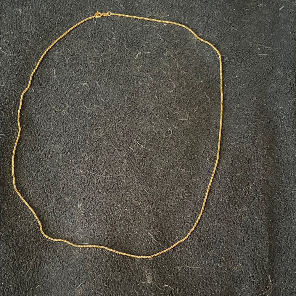 Elegant Gold Necklace